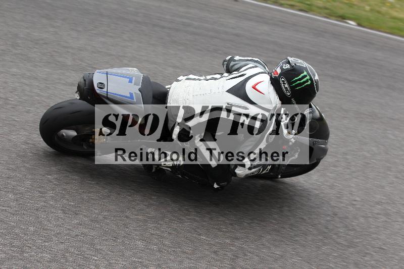 Archiv-2022/13 25.04.2022 Plüss Moto Sport ADR/Freies Fahren/27